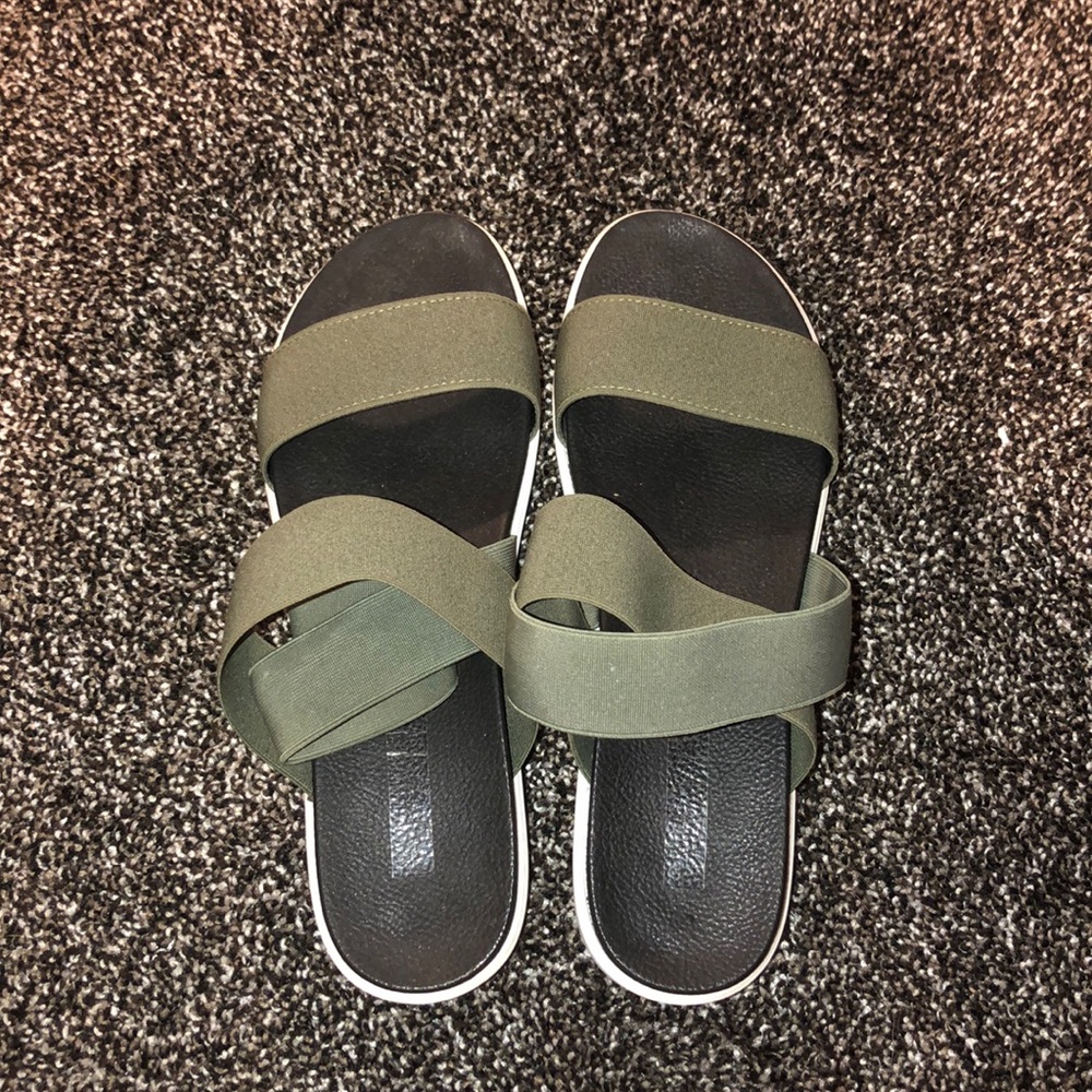Steve Madden Green Sandals